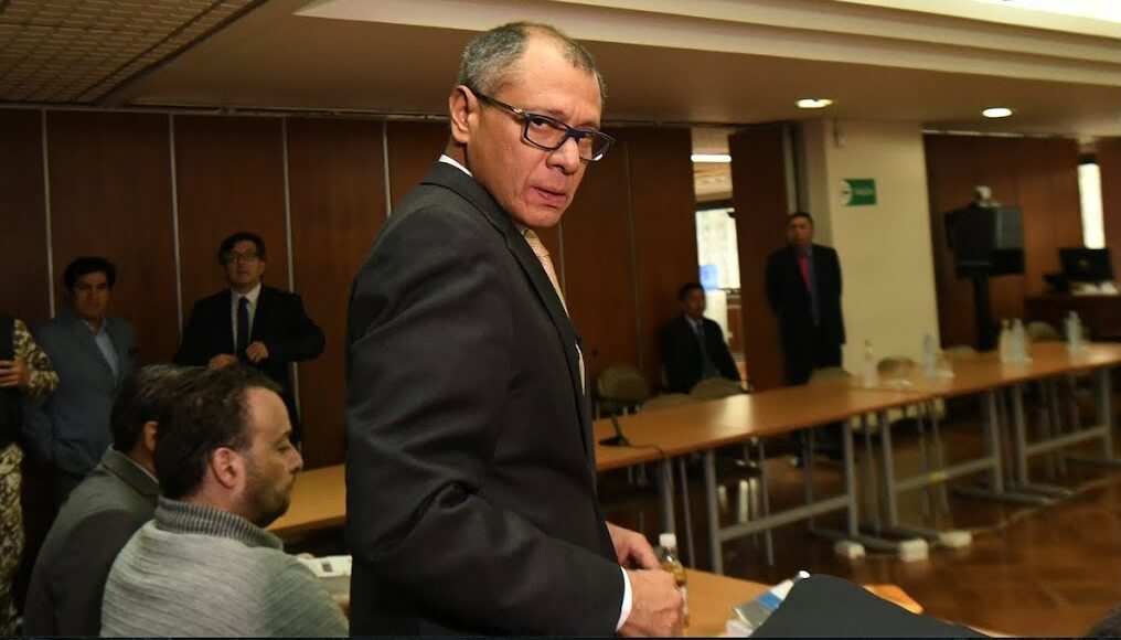 Cancillería de Ecuador confirma que Jorge Glas sigue en la embajada de México en Quito