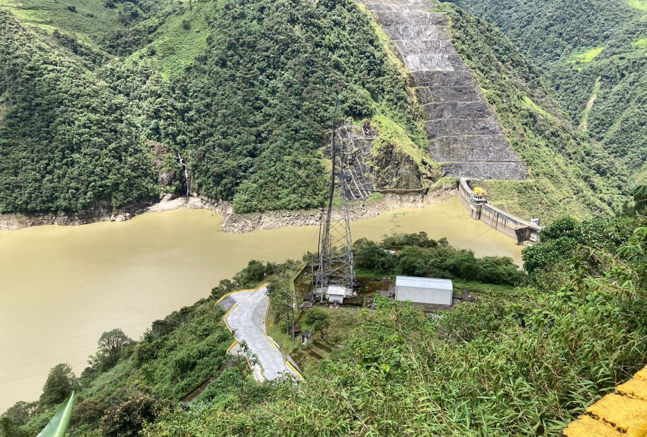 Mejoran los niveles de los embalses Mazar y Amaluza tras las fuertes lluvias