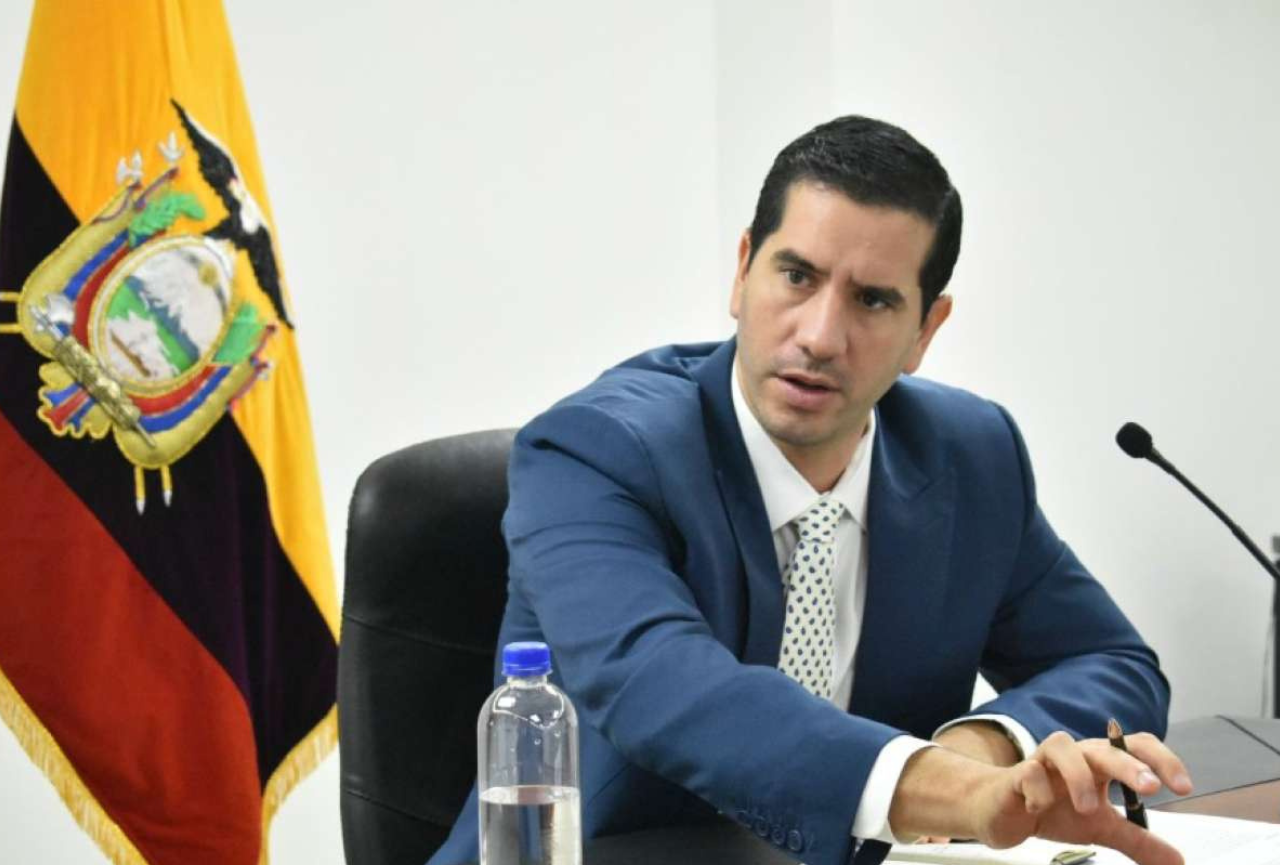 Ministro de Energía ante sequías: «Empezamos con unas pruebas de estimulación de lluvias»