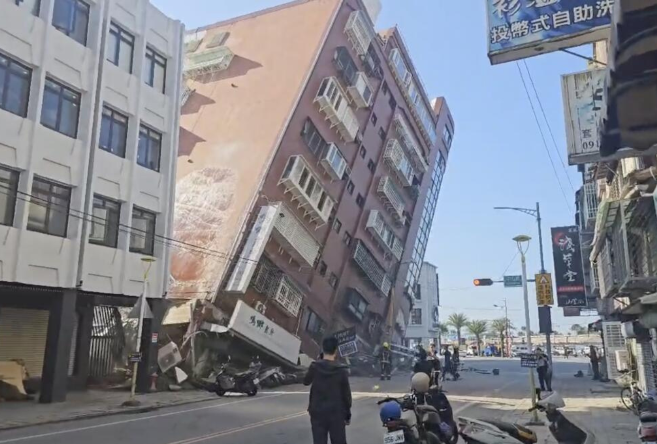 Al menos 9 personas muertas y 800 heridas en Taiwán tras terremoto de magnitud 7,4