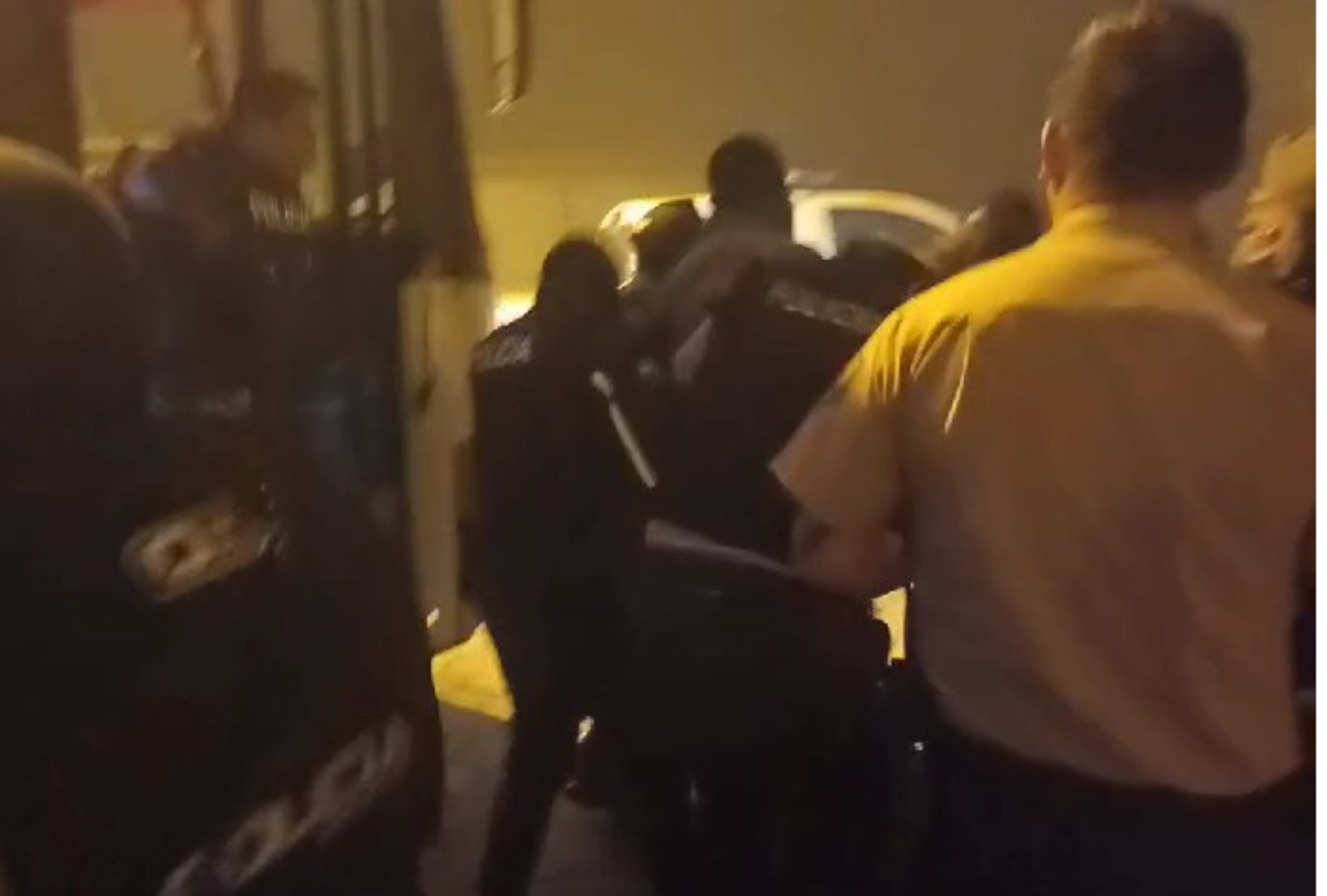 La Policía logró neutralizar a un sujeto que había retenido a los pasajeros de un bus en Ibarra