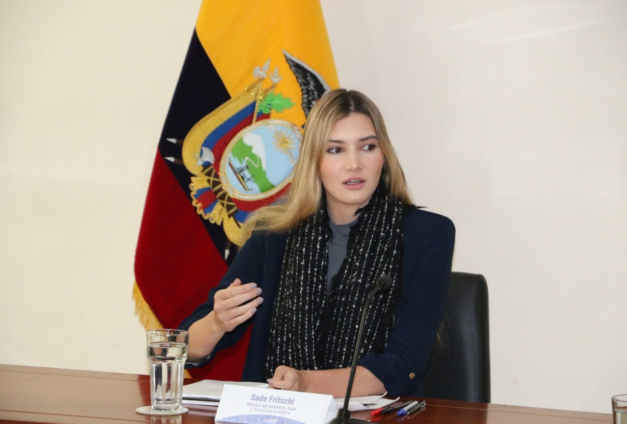 Ministra del Ambiente sobre el caso Olón: «No hay misterio…, un registro ambiental puede ser emitido en dos días»