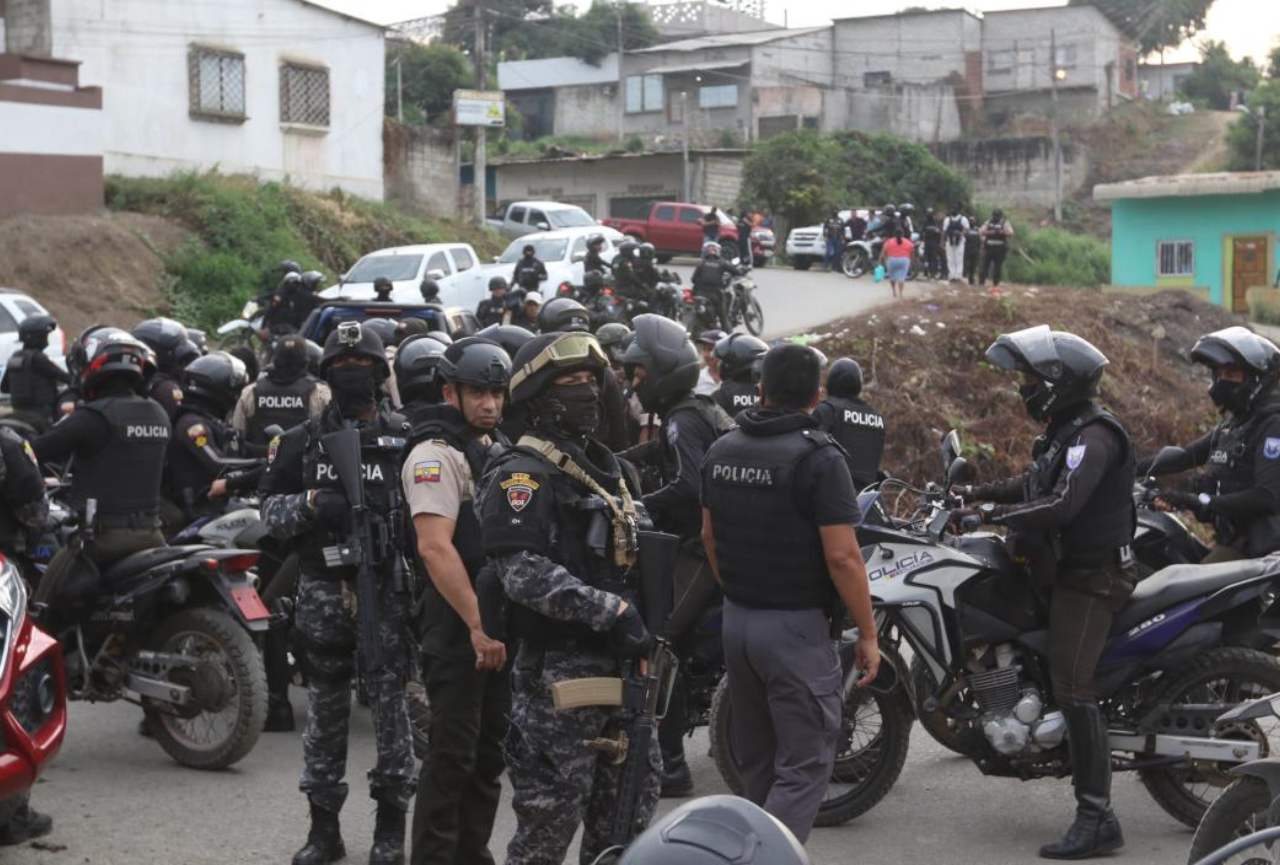 Capturan a cuatro sujetos que estarían involucrados en el asesinato de un policía en Guayaquil
