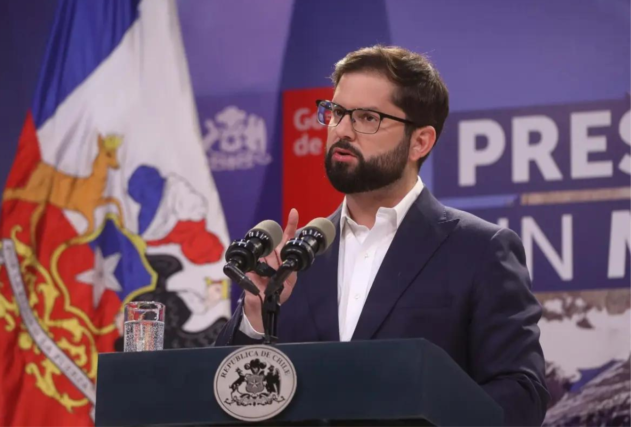 Presidente de Chile condena investigación penal contra María Corina y Edmundo González