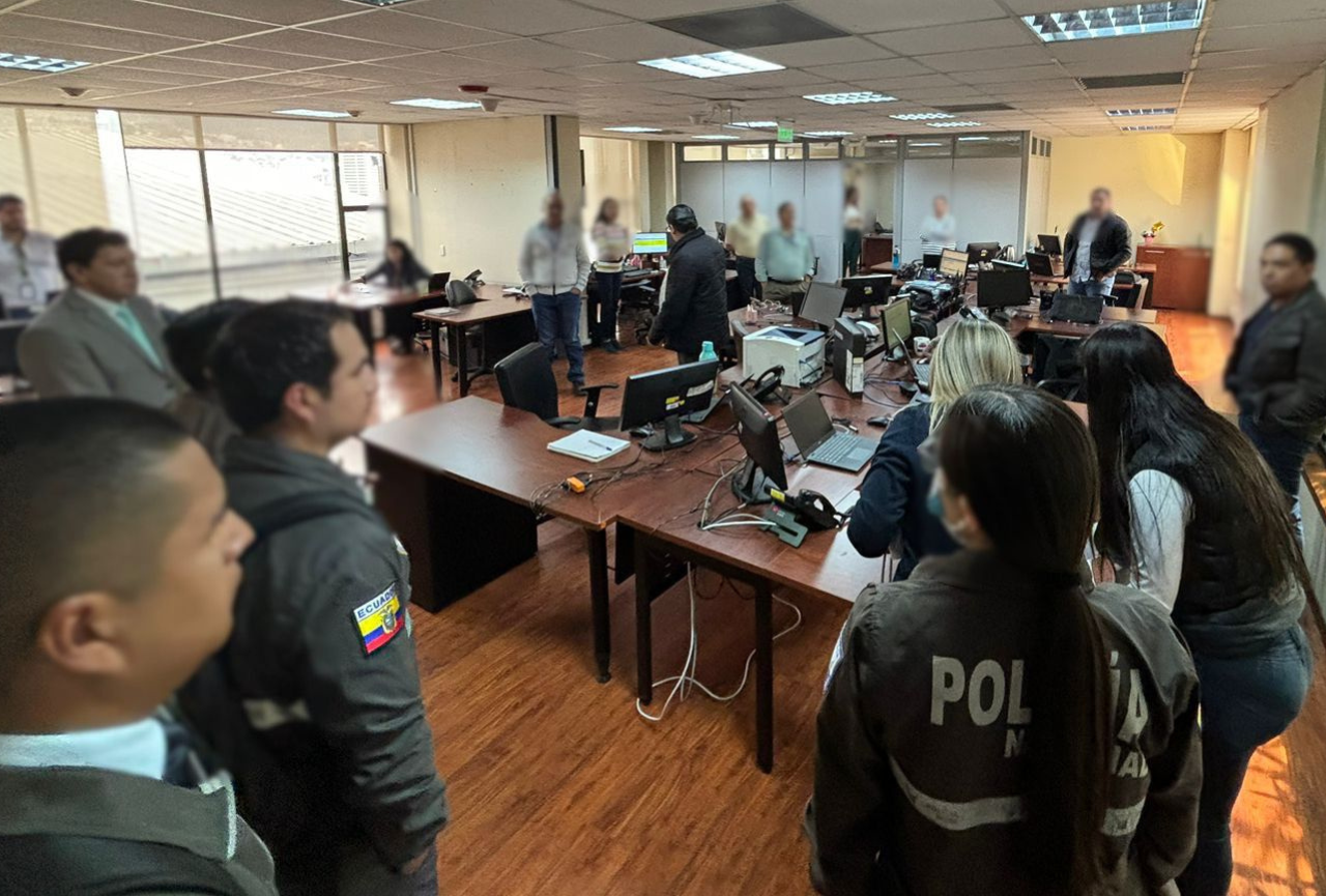 Allanan oficinas del Consejo de la Judicatura por presunto tráfico de influencias en el caso Pantalla