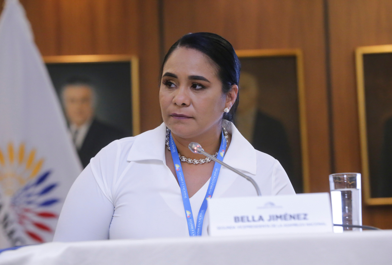 Detienen a exasambleísta por el presunto delito de concusión en Guayaquil