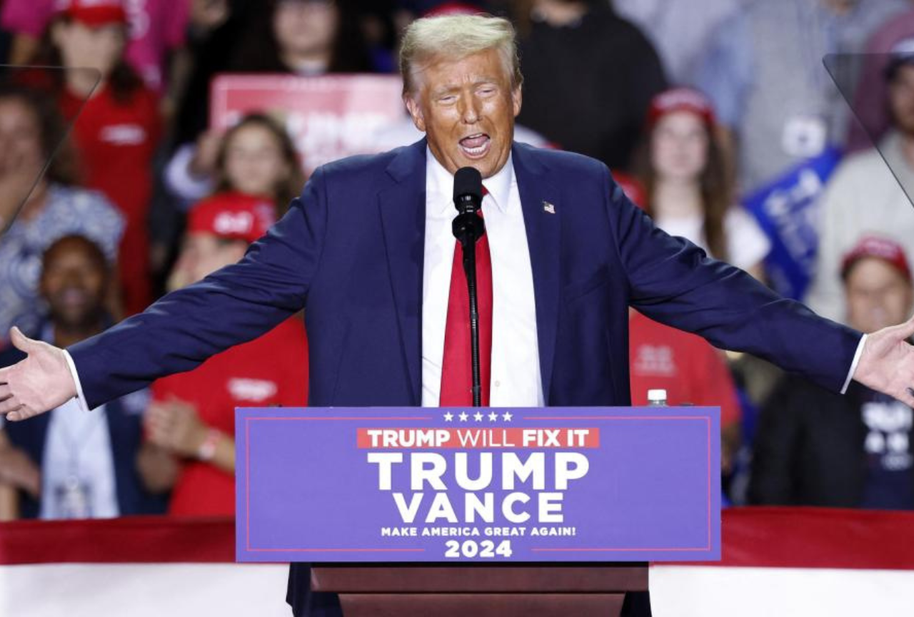 El apoyo de los votantes latinos a Donald Trump alcanzó un porcentajes histórico del 45%