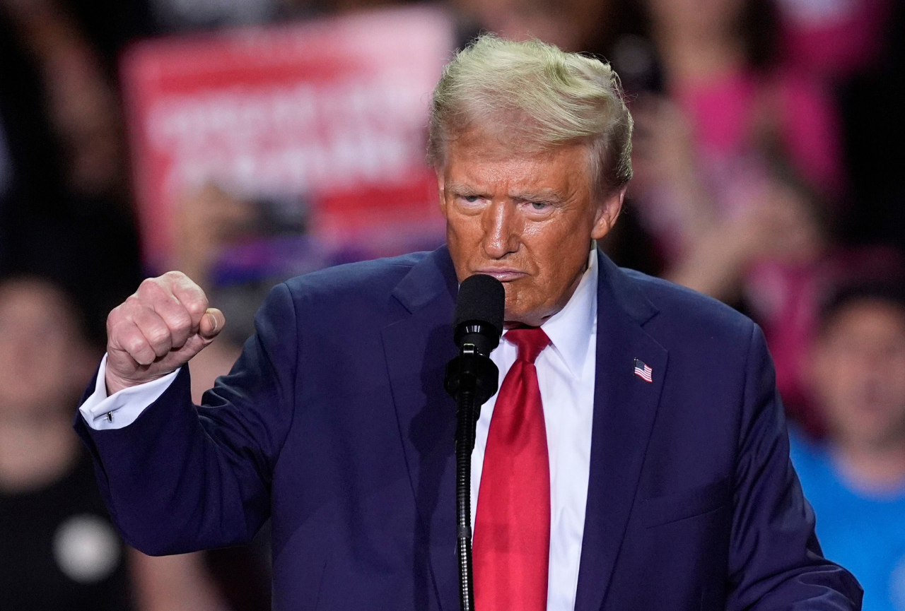 Detienen a venezolano miembro de la banda criminal Tren de Aragua en el patio trasero de Trump