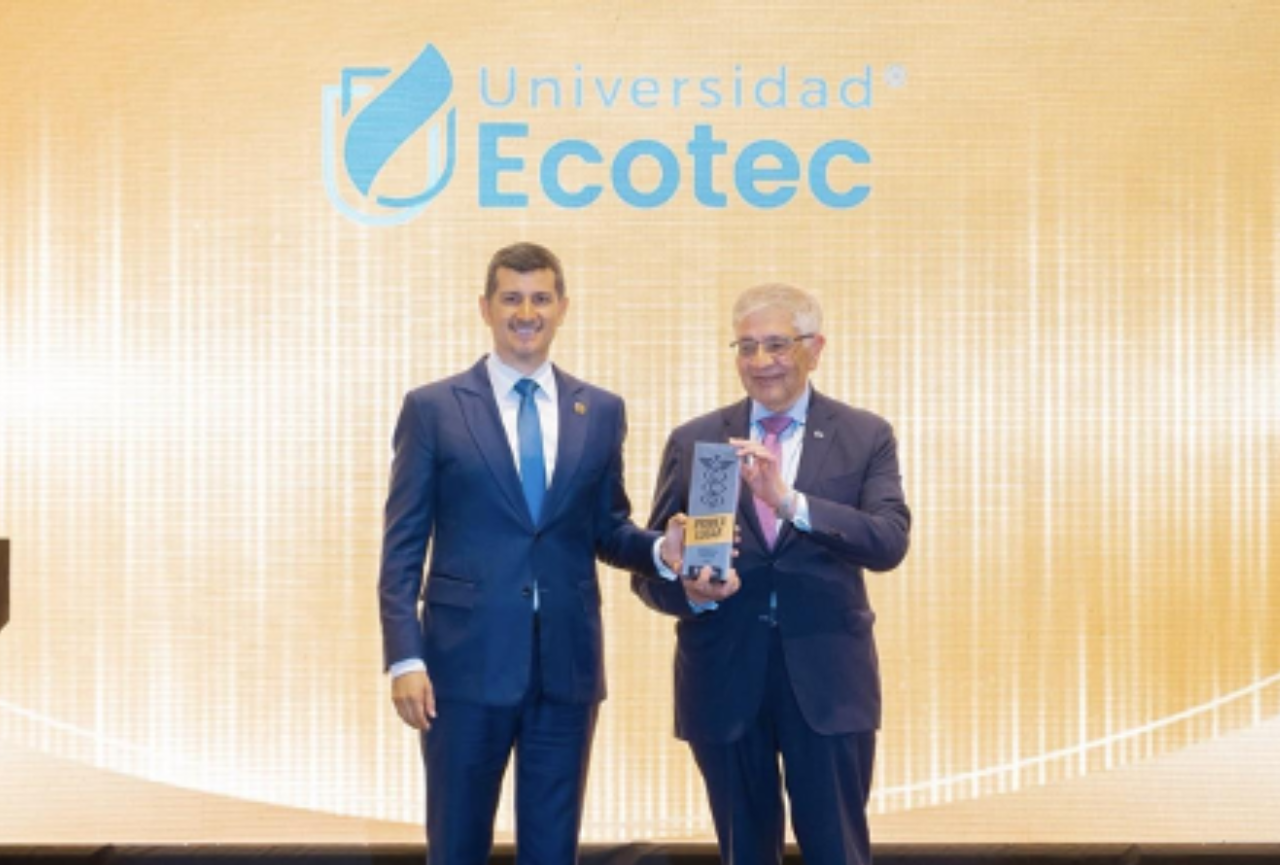  La Universidad Ecotec lidera los premios de la Cámara de Comercio de Guayaquil