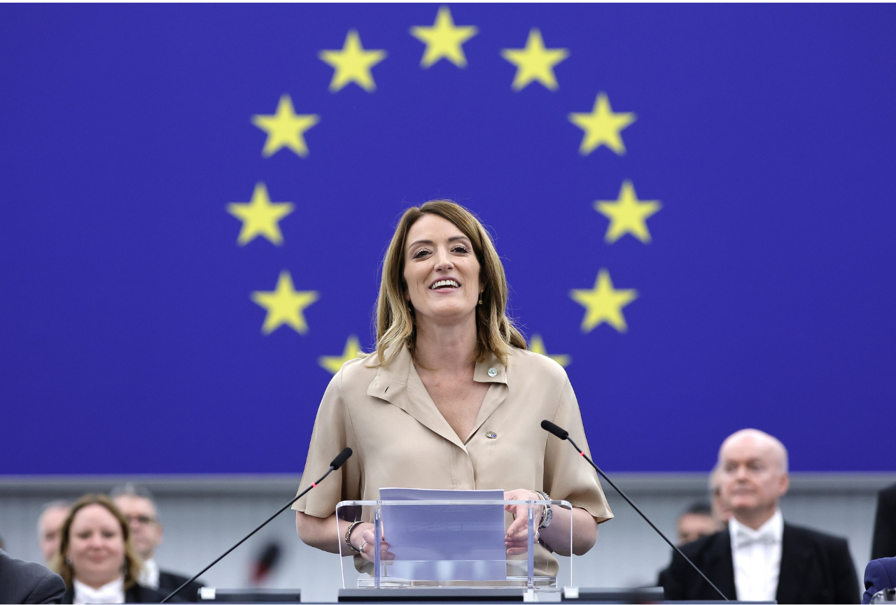 Presidenta del Parlamento Europeo espera que amenazas de Trump a Putin sirva de aviso a países de la UE