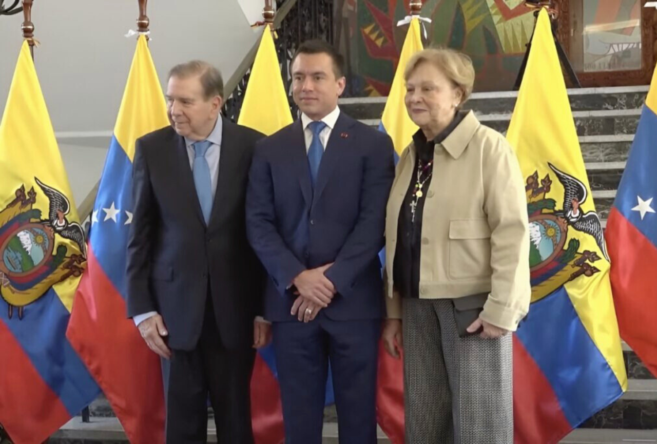 El presidente Daniel Noboa recibió al presidente electo de Venezuela, Edmundo González, en Carondelet
