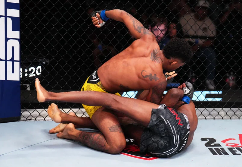 Michael Morales vs. Gilbert Burns
