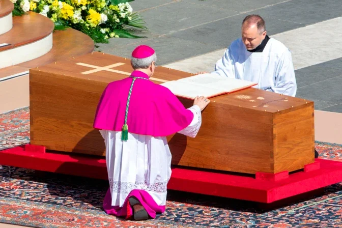 Funeral del Papa Francisco y su Misa Exequial en el Vaticano