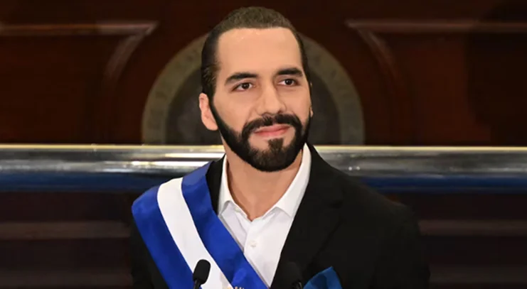 Nayib Bukele anuncia prisión para deportados de Estados Unidos