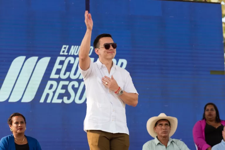 Daniel Noboa en el segundo puesto de presidentes de Sudamérica