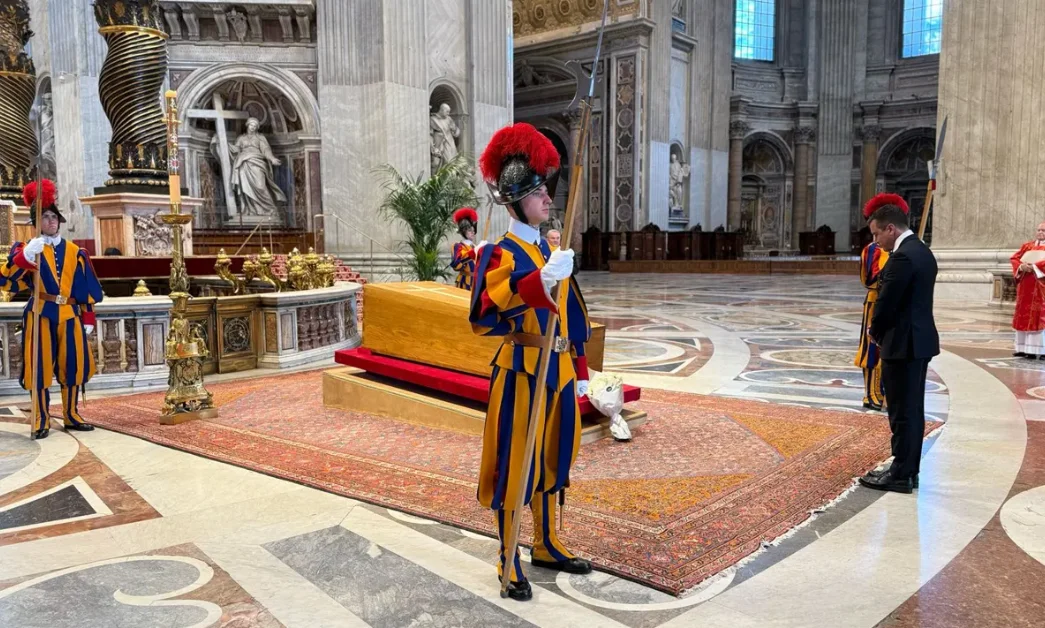 Daniel Noboa participó en el funeral del papa Francisco