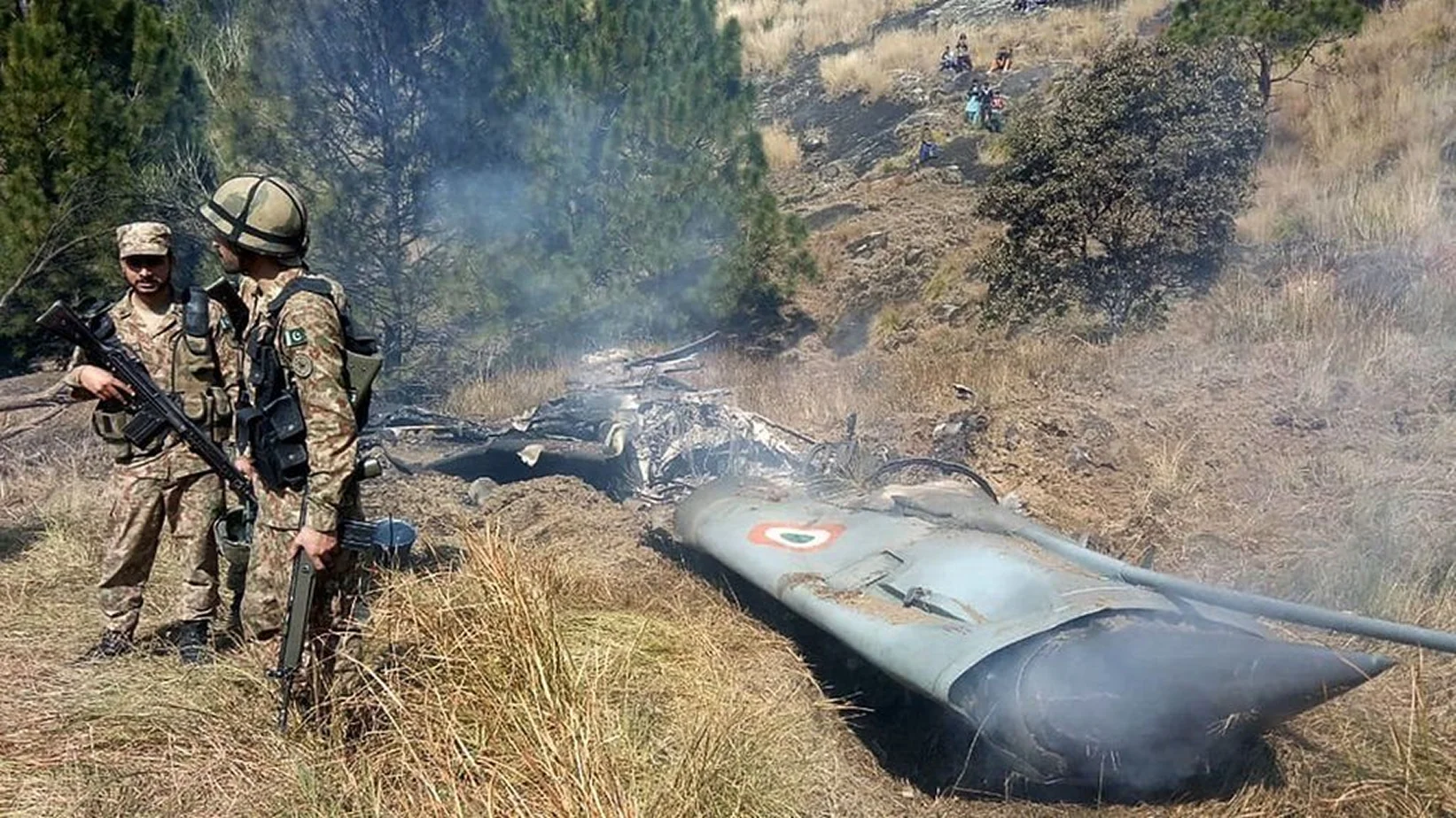 India ataca Pakistán: Escalada militar en Cachemira y Punjab