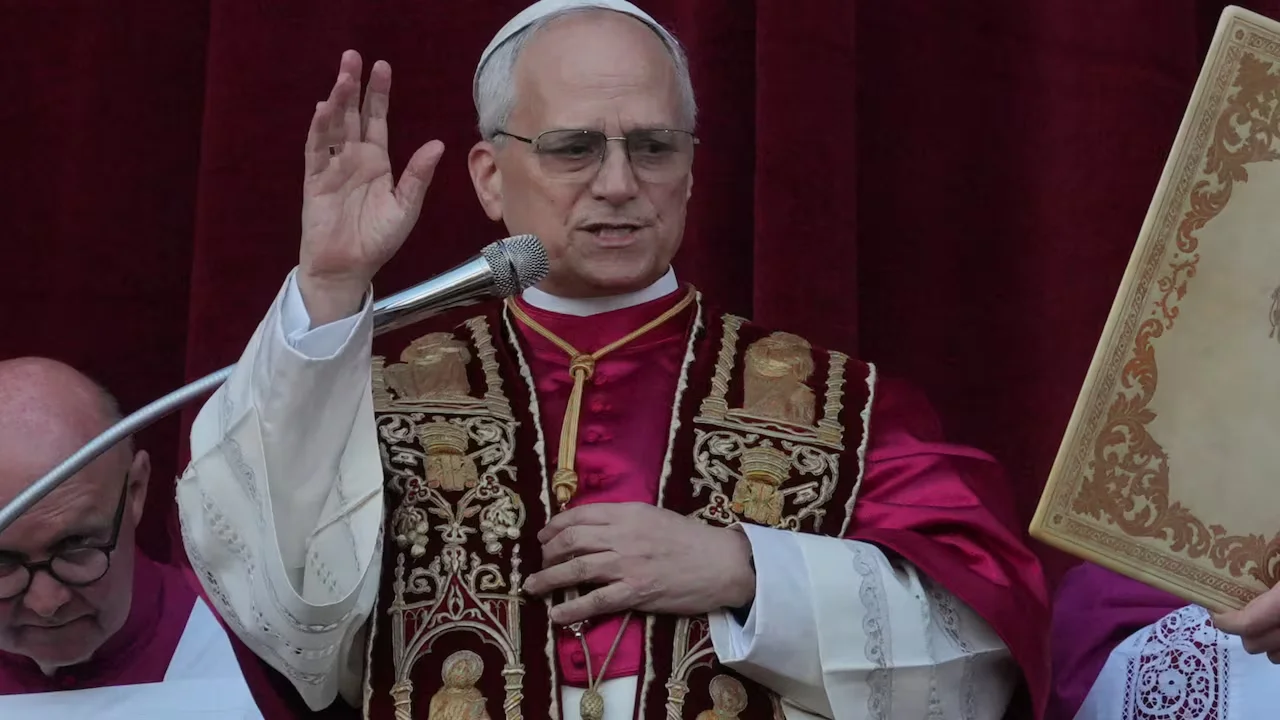 El primer discurso del Papa León XIV: así fue la bendición
