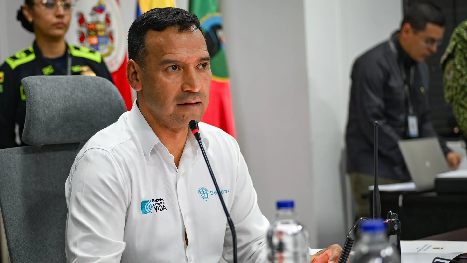 Ministro de Defensa de Colombia condena ataque que dejó 11 militares muertos