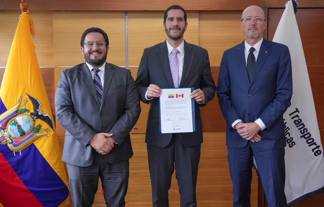 Gobierno impulsa el desarrollo del Quinto Puente de Guayaquil con firma de acuerdo estratégico
