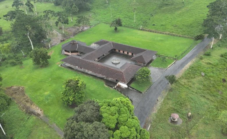 Allanamiento a Hacienda de la Hija de uno de los Comandos de la Frontera