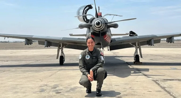 Fuerza Aérea continúa la intensa búsqueda de Ashley Vargas