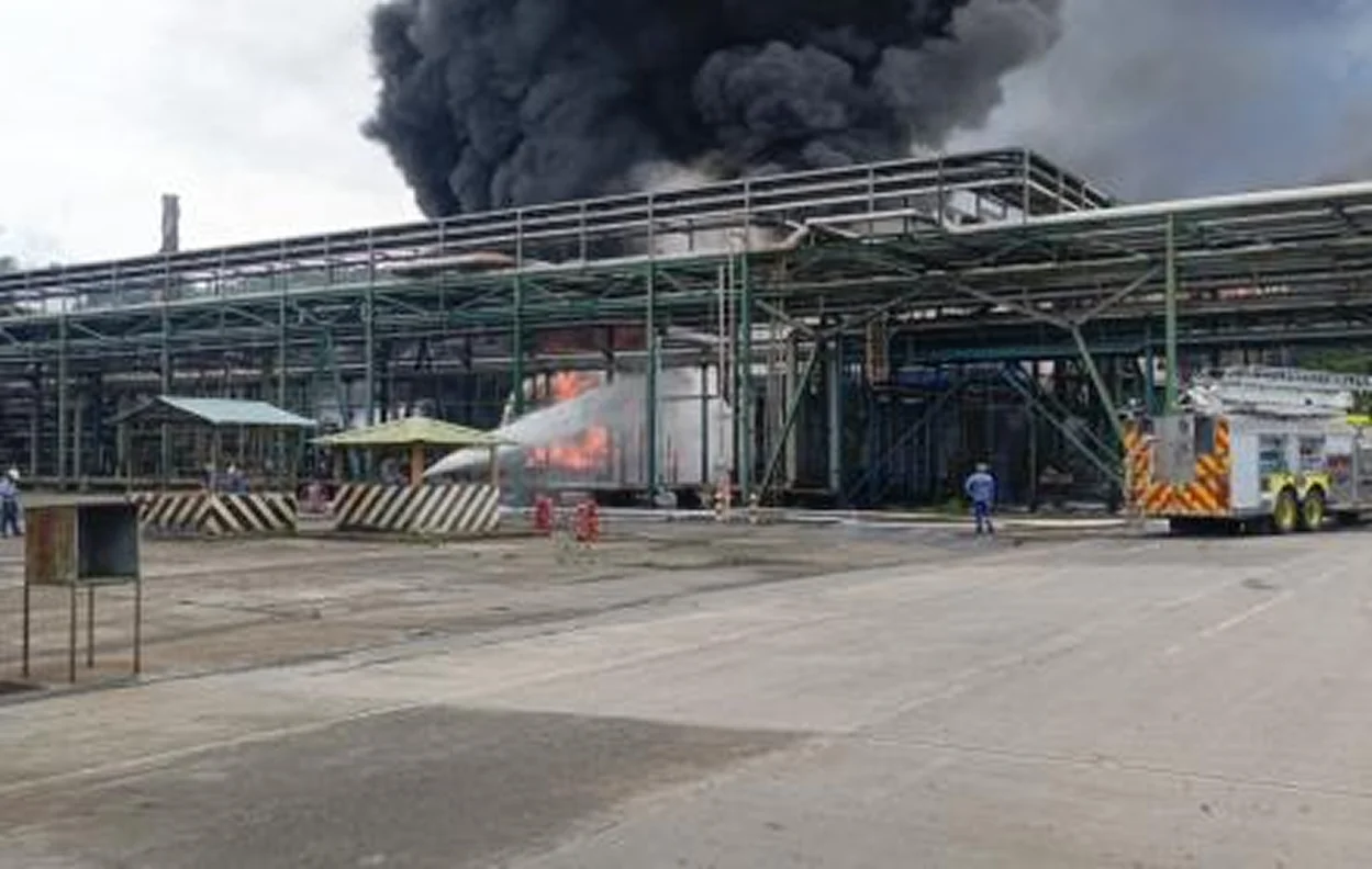 Incendio en la Refinería de Esmeraldas fue controlado