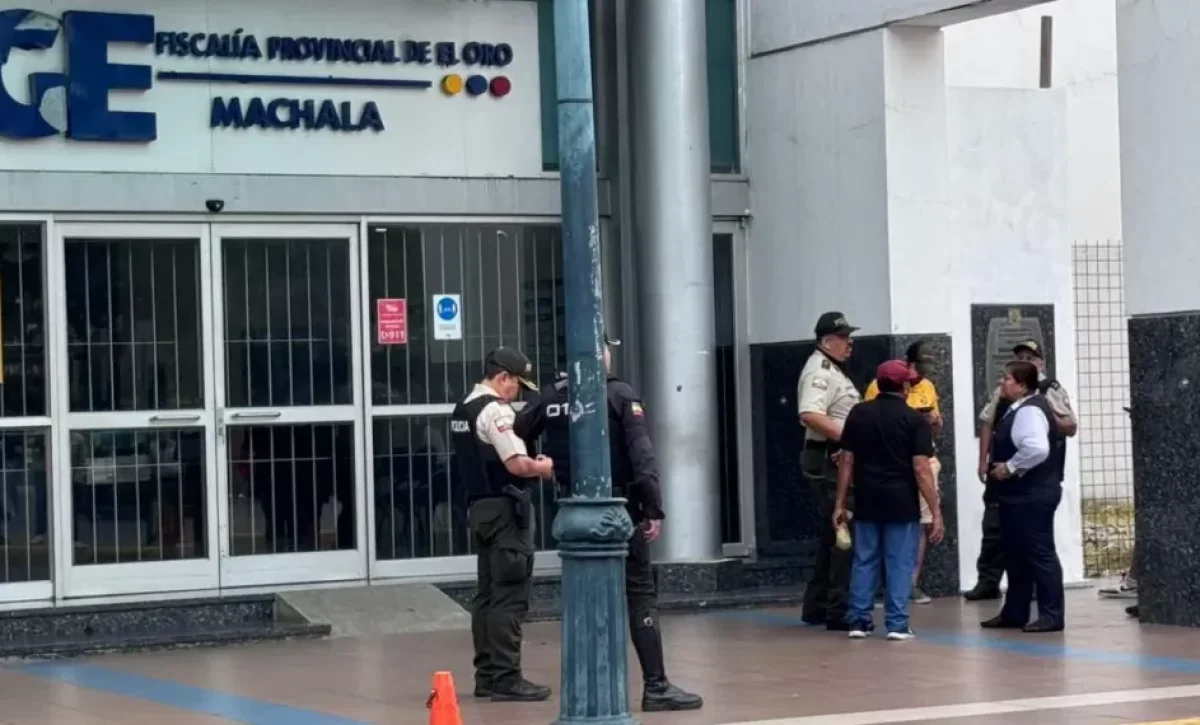 Amenaza de bomba en edificio de la Fiscalía en Machala