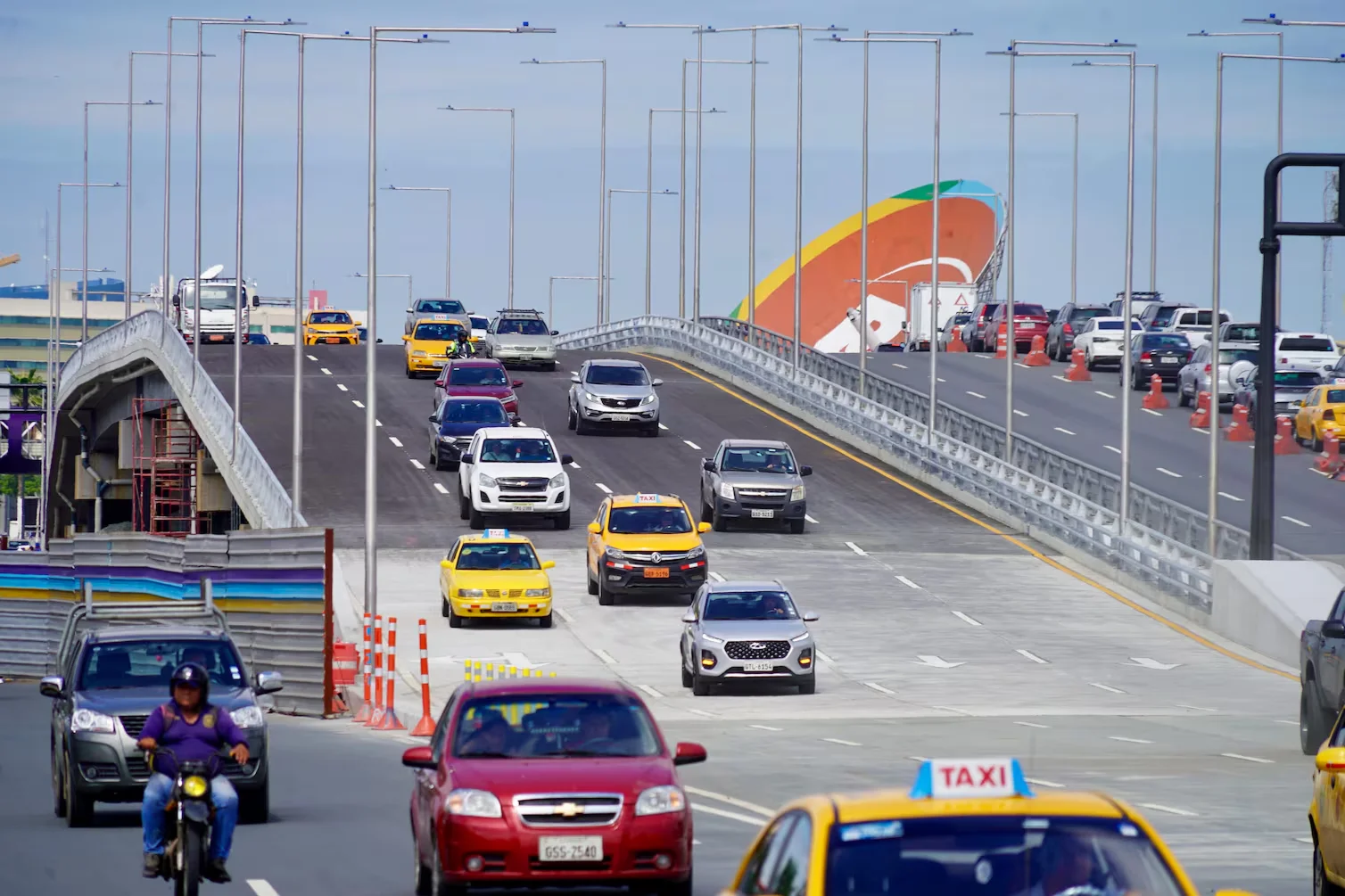 Se habilita el segundo paso elevado avenida de Las Américas