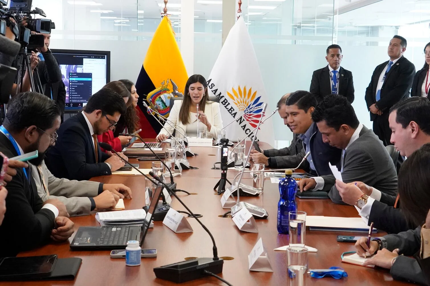 Asamblea Nacional discutiría este viernes la ley urgente para desarticular la economía criminal