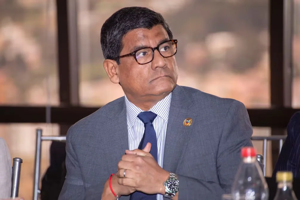 Ministro de Producción viaja a Estados Unidos para negociar