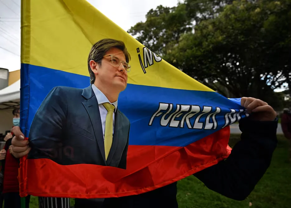 Familia de Miguel Uribe Demanda a Petro por Hostigamiento
