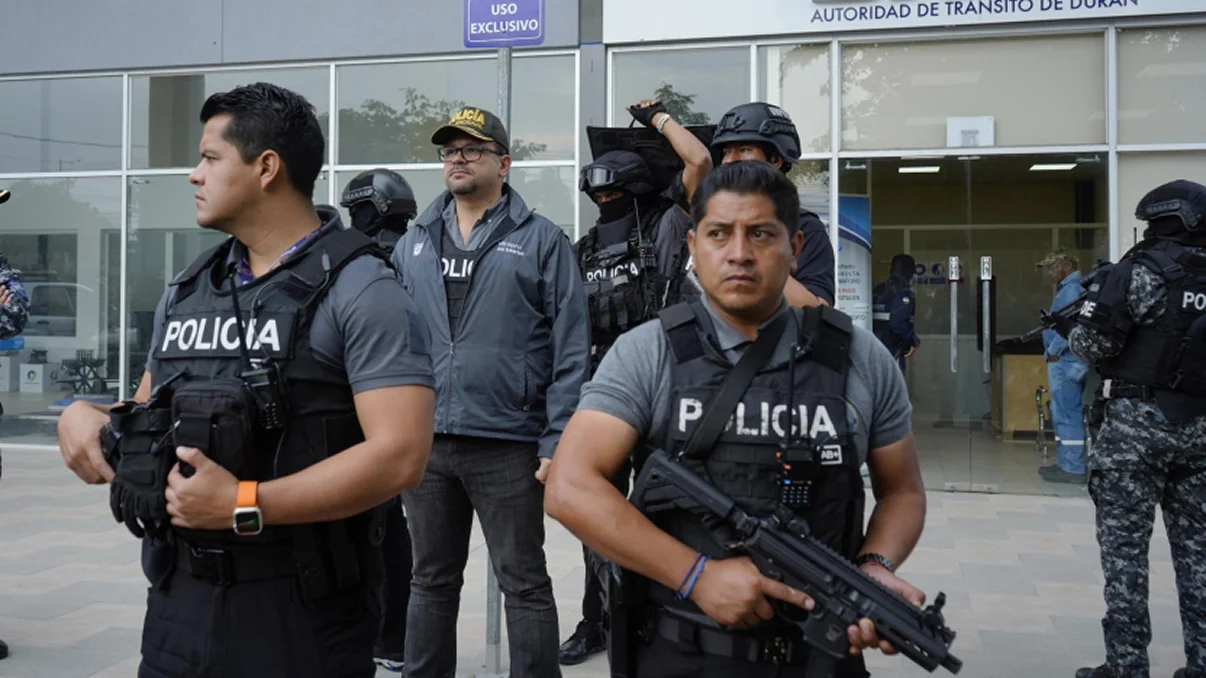 Imagen destacada: Así operaba la red criminal en la Agencia de Tránsito de Durán