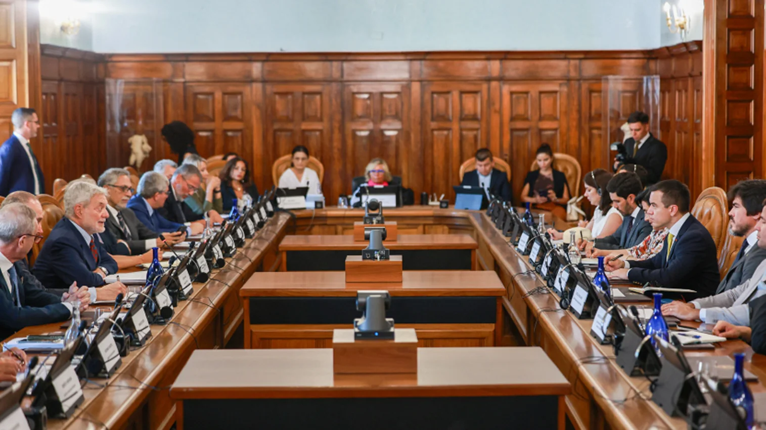 Noboa afianza cooperación antimafia con autoridades italianas
