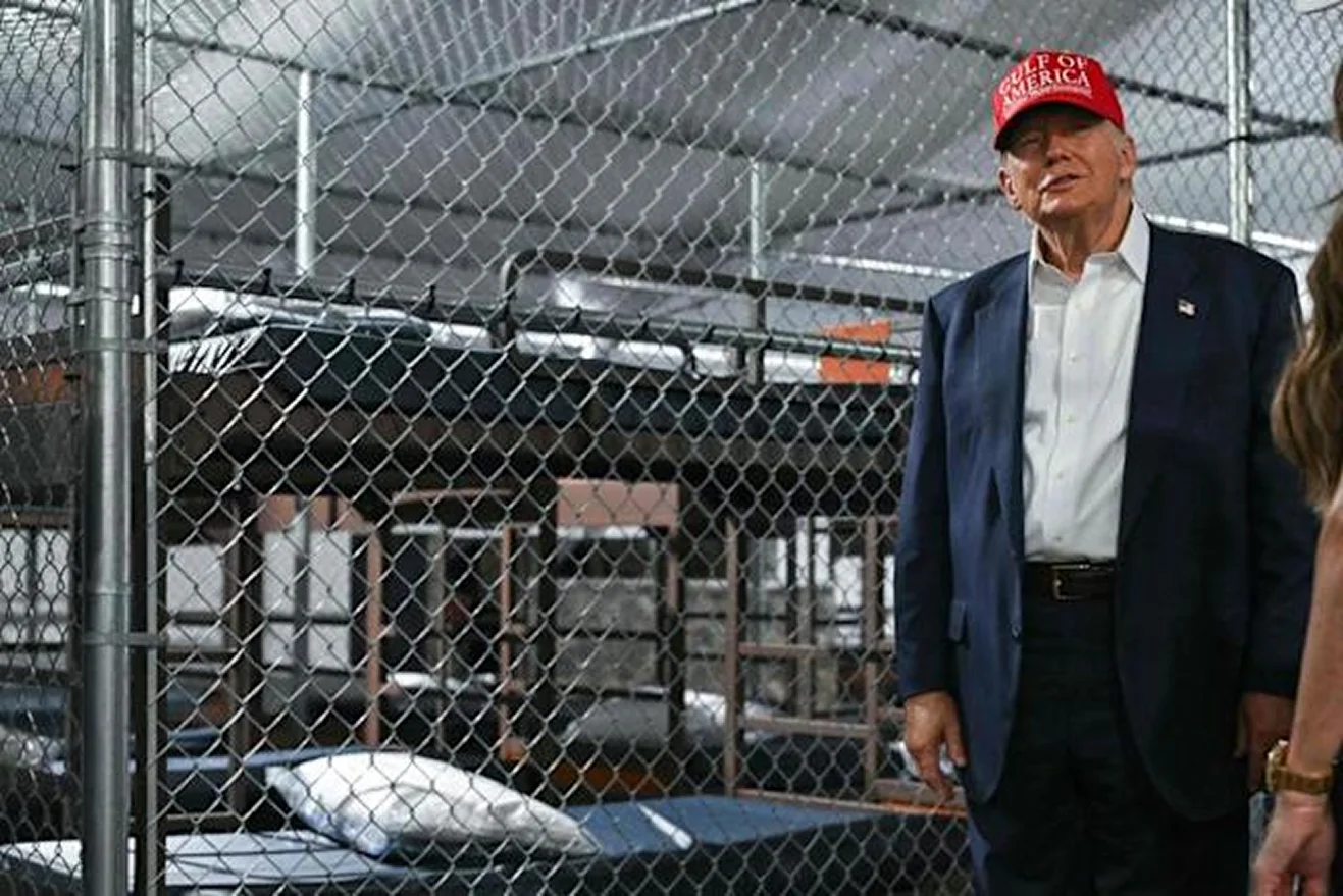 Trump  inaugura la cárcel Alligator Alcatraz con jueces migratorios en sitio
