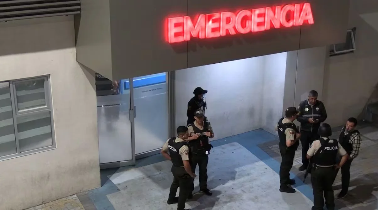Noche violenta en Manta: Policía y agente penitenciario asesinados en ataques simultáneos