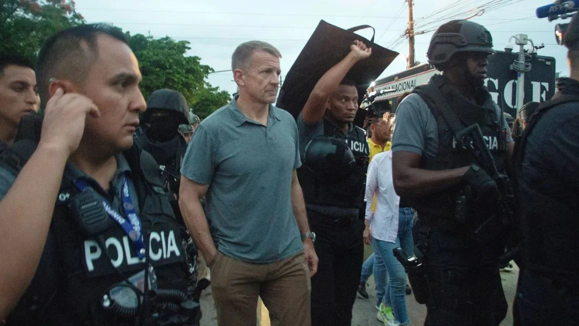 Erik Prince regresa a Ecuador para capacitar a militares y policías