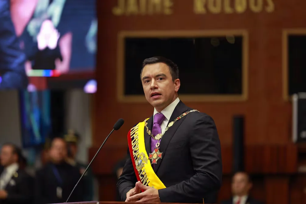 Daniel Noboa emite el Reglamento a la Ley de Solidaridad Nacional