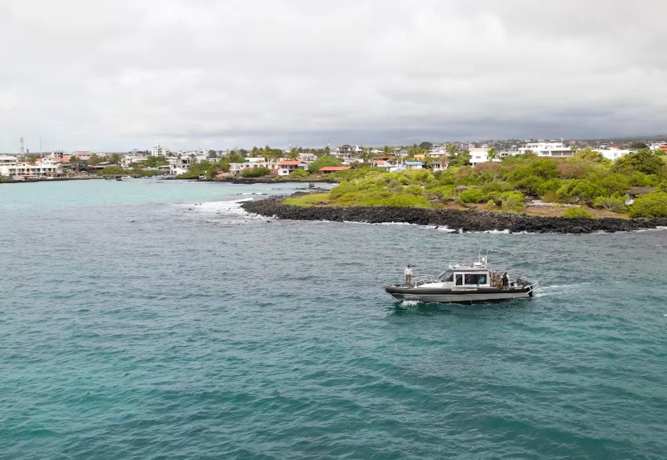 Inocar emite actualización : olas de hasta 1,5 metros podrían impactar Galápagos