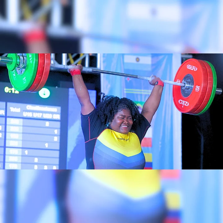 Lisseth Ayoví se corona campeona en el Sudamericano de Levantamiento de Pesas