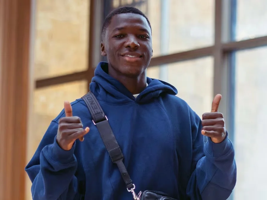 Moisés Caicedo llega a Argentina la selección de Ecuador se prepara para las eliminatorias
