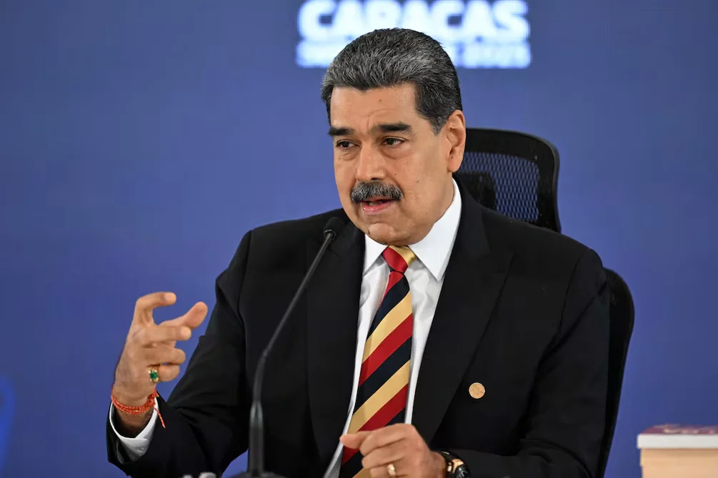 Nicolás Maduro: Ocho barcos militares, con 1.200 misiles