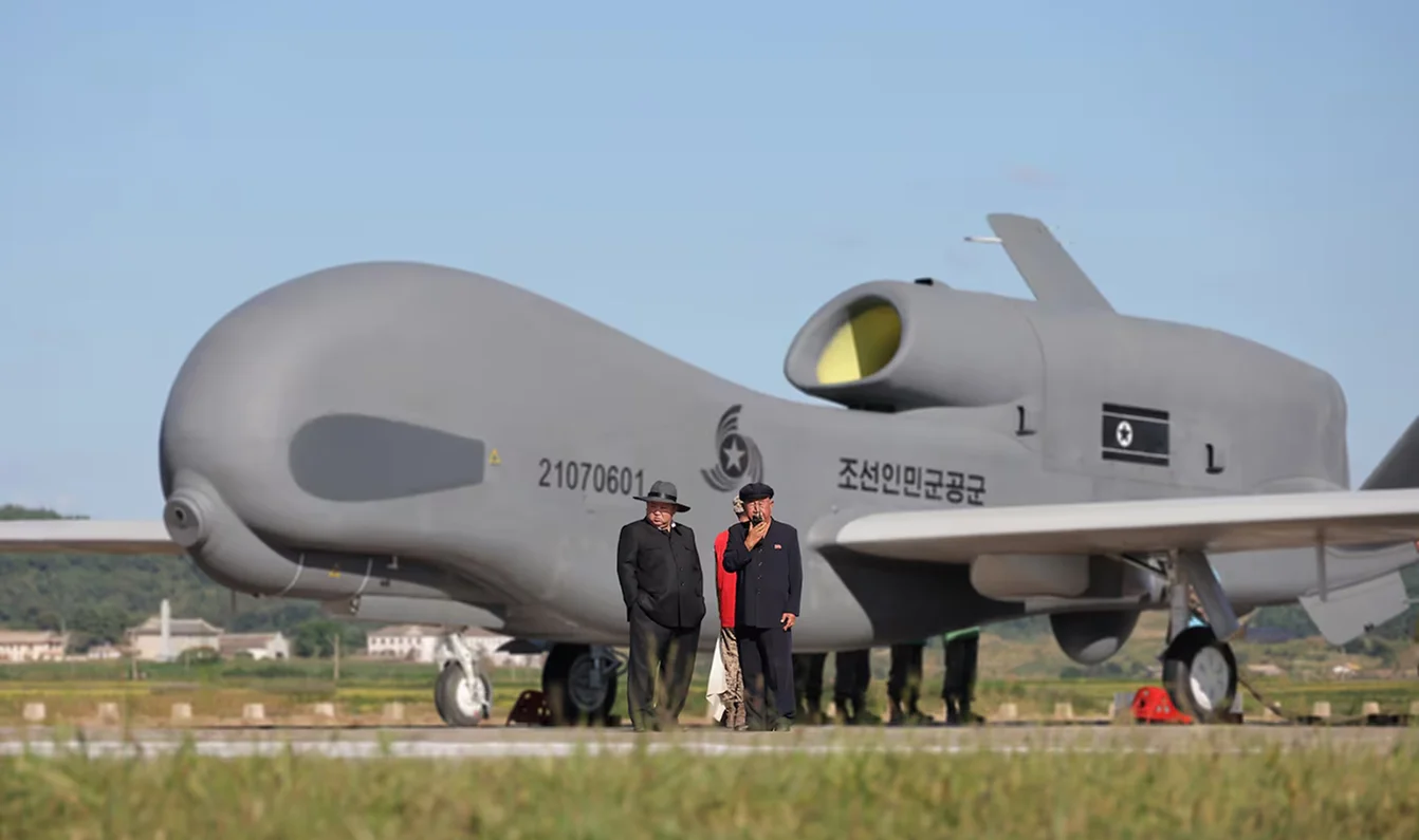Drones suicidas e IA: Kim Jong-Un impulsa la modernización tecnológica de su ejército