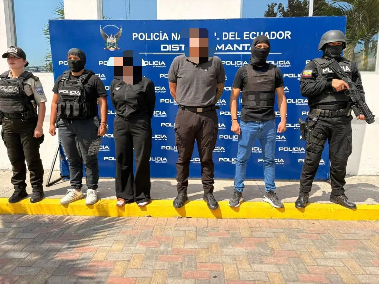 Detención de policía por presunta extorsión de $5.000 en Montecristi