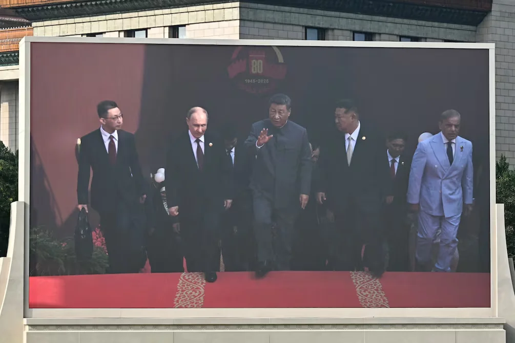 Xi Jinping inaugura junto a Vladimir Putin y Kim Jong-un el desfile militar por el fin de la Segunda Guerra Mundial