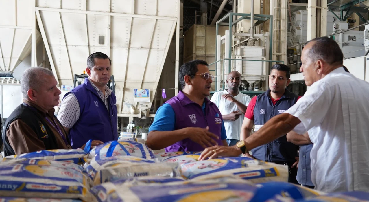 Con recursos generados por la redistribución, Gobierno comprará arroz en cáscara, en coordinación con agroindustria