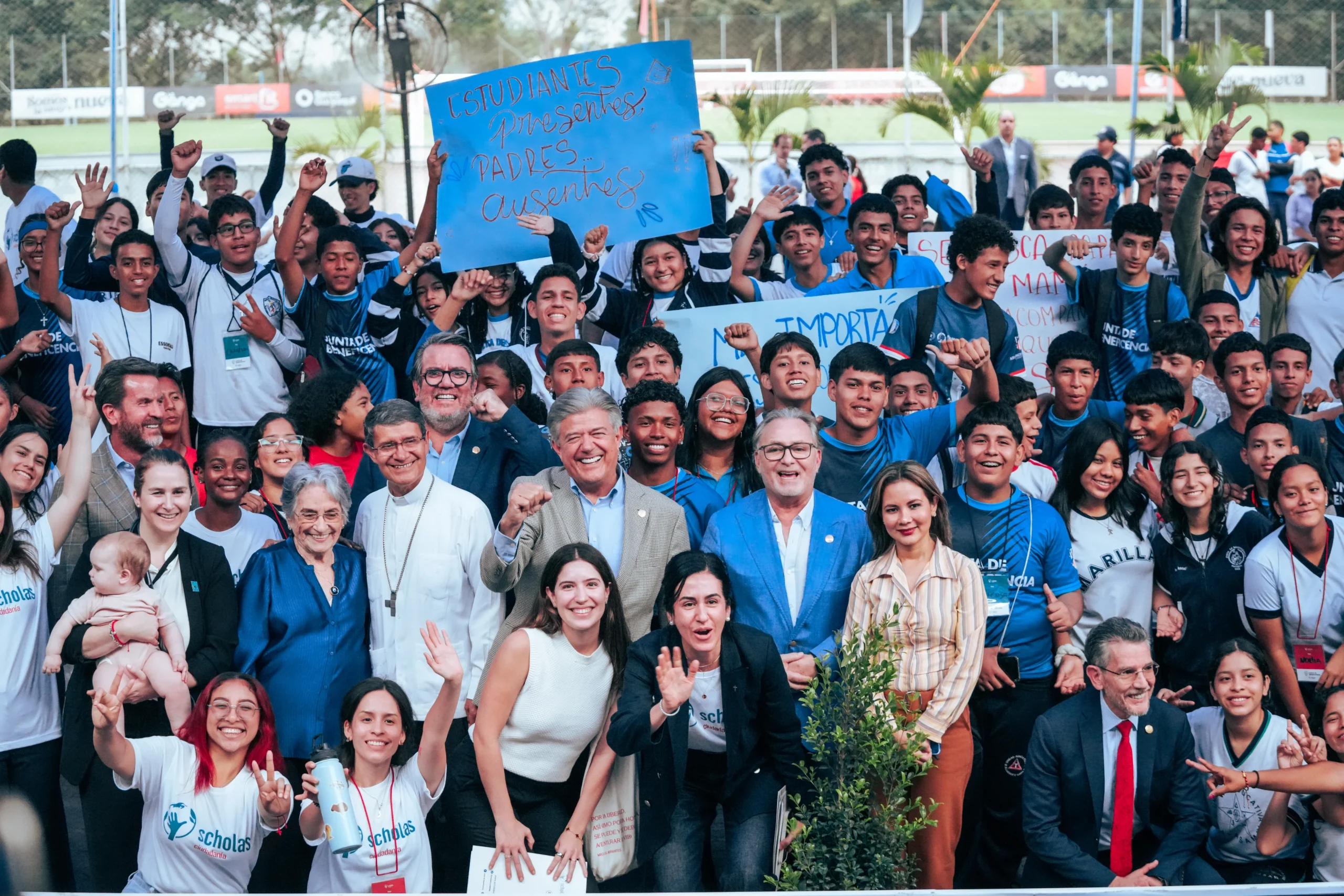SCHOLAS CIUDADANÍA CELEBRA PROPUESTAS JUVENILES PARA CONSTRUIR COMUNIDADES MÁS FUERTES