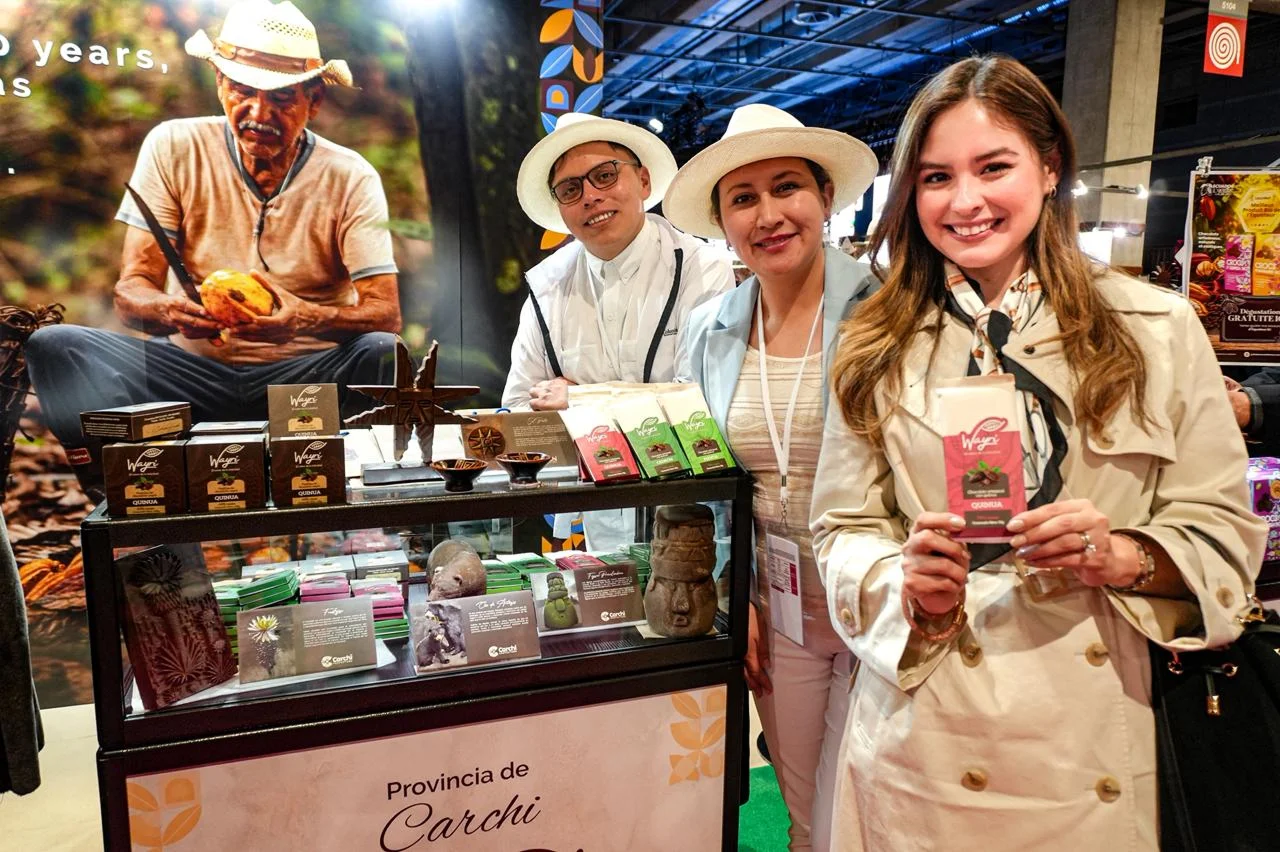 Ecuador se destaca en el 30° Salón del Chocolate de París con la fuerza de la Economía Popular y Solidaria