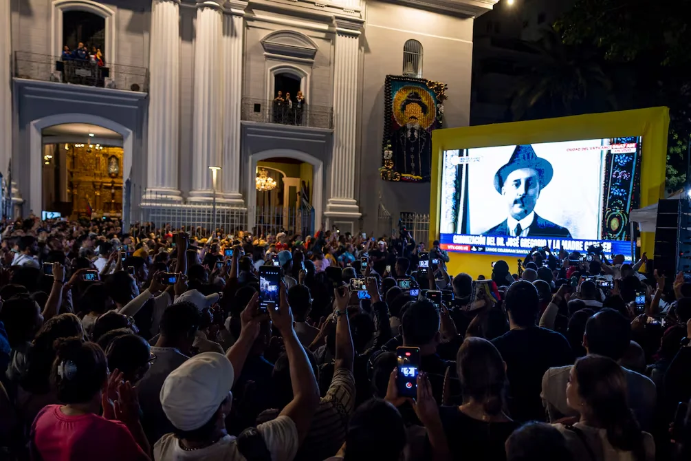 Venezuela celebra la canonización de José Gregorio Hernández y Carmen Rendiles como un “escudo espiritual” ante las tensiones