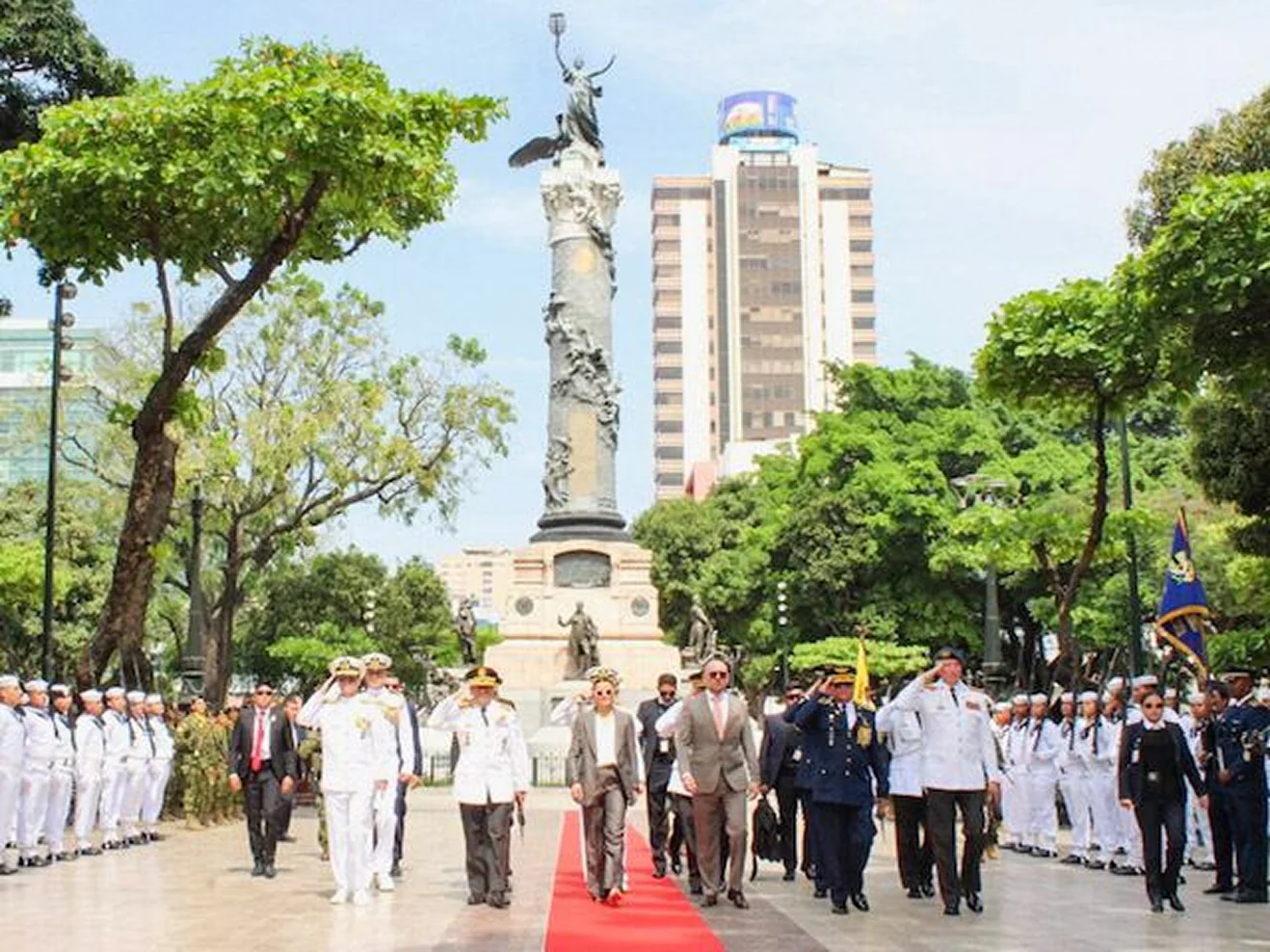 Vicepresidenta María José Pinto rinde homenaje a la independencia de Guayaquil